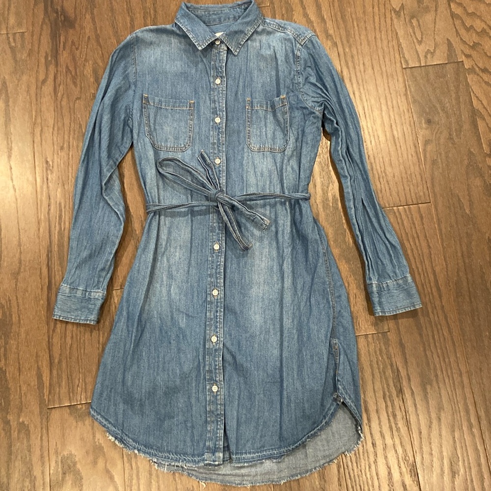Universal Threads Long sleeve denim dress with removable tie waist